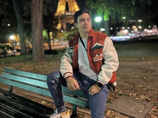 PaulMedina ass